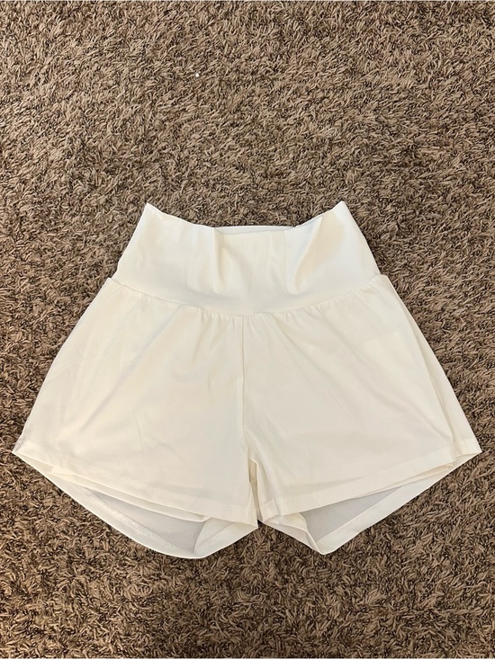 Amazon Pants - Women’s High-Waist White Athletic Shorts